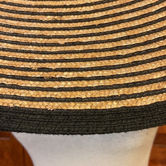 Something Special Straw/Paper Hat Beach, Vacation, Pool, Anti-aging Wide Brim - Picture 4 of 10